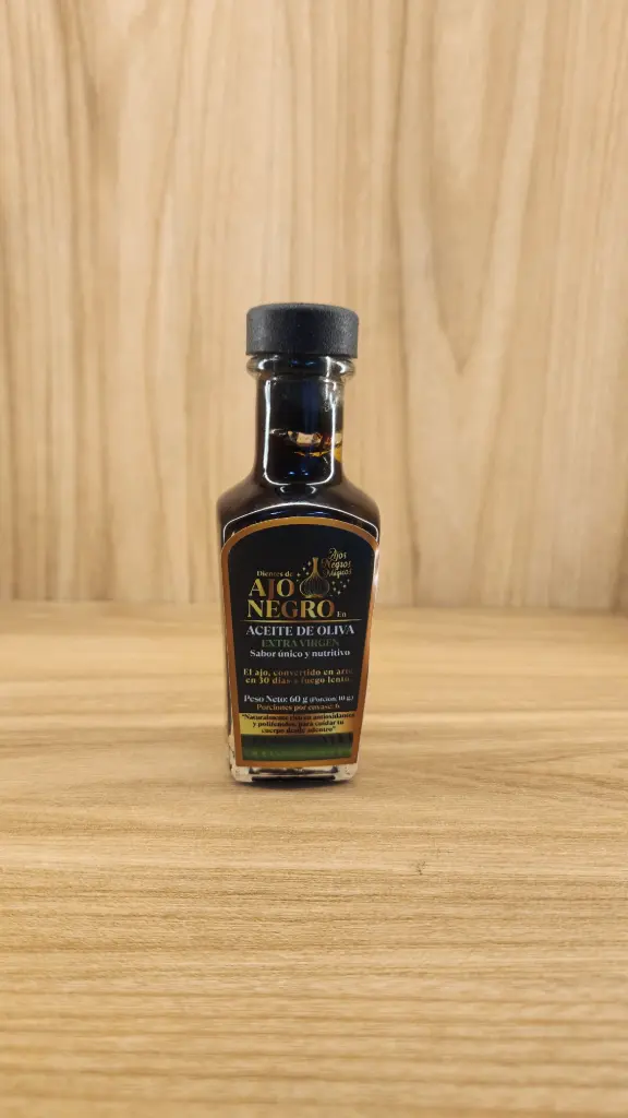 Ajo Negro en Aceite de Oliva x 60 Gr