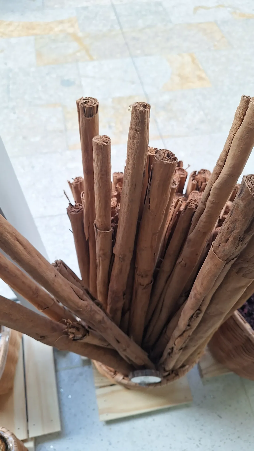 Canela en astilla a granel Makeina