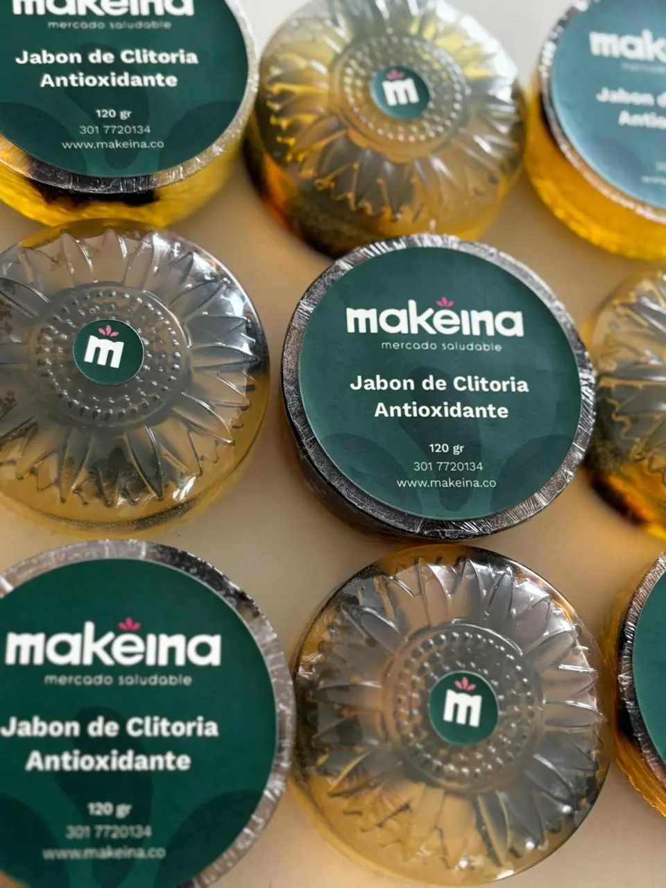 Jabón artesanal de Clitoria Makeina